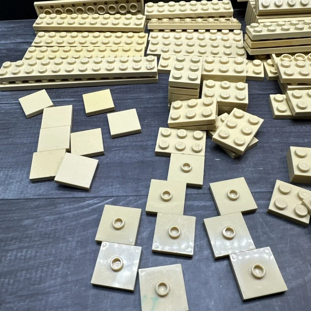 Lego Bulk Lot Of 134 Tan/ Beige Lego Plates Various Sizes